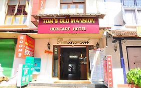Tom'S Old Mansion
